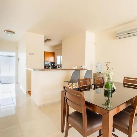 Exclusive With A Big Veranda And Bbq In Protaras, 1683 Appartamento *